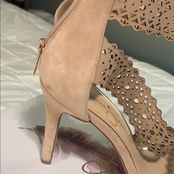 Jessica Simpson high heels - Picture 8 of 17